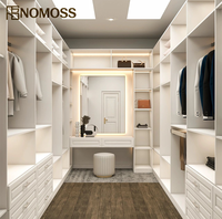 Armoire sur mesure moderne haut de gamme avec organisation flexible pour projets hôteliers et d'appartements
