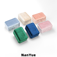 Boîte à bijoux en velours de luxe, boîte à bijoux rectangulaire arrondie, boîte cadeau personnalisée avec logo, emballage cadeau de mariage, boîte à bijoux pour anniversaire