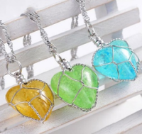 Pendentif Cœur Fluorescent Vintage pour Femme, Effet Luminescent dans le Noir avec Pierre Naturelle, Chaînes en Alliage pour la Nuit