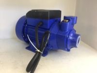 Chine usine 12V DC Mini Pompe À Eau de surface solaire sans balais terres pompe QB60 pompe solaire
