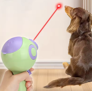 Distributeur de nourriture pour chat moderne et écologique 2-en-1 avec lanceur de jouets pour animaux de compagnie et pointeur infrarouge et laser pour l'entraînement - Product Image 6