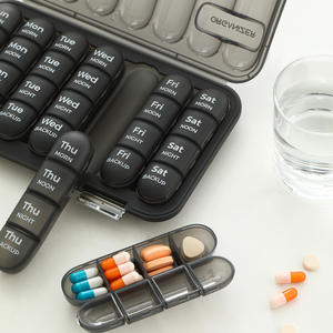 Obevnisek – boîte de rangement pour pilules, 28 compartiments, organisateur de médicaments hebdomadaire avec compartiments de rechange pour la gestion quotidienne des doses - Product Image 1