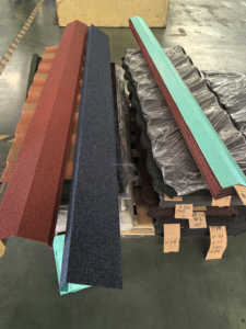 Tuiles de toiture en pierre colorée modernes, directement de l'usine, résistantes à la chaleur, durables, écologiques, <span class=keywords><strong>prix</strong></span> compétitif pour la construction de maisons - Product Image 6