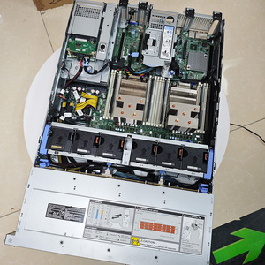 Serveur Rack <span class=keywords><strong>Dell</strong></span> PowerEdge R750XS 2U à Faible Consommation d'Énergie, Refroidissement Efficace, Idéal pour l'Entraînement Hors Ligne de Petits Modèles IA - Product Image 5