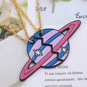 Collar con Colgante de Mejores Amigos, 2 Piezas, Collares de Rompecabezas de Planetas Esmaltados para Mujeres y Hombres, Joyería de Amistad para Parejas, Collares - Product Image 2