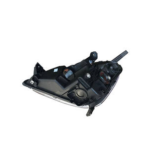 Conjunto de faros Huajiefan para Honda CRV 02-06 33101-S9A-B01 halógeno de haz fijo - Product Image 1