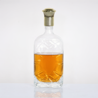 Bouteille de vin en verre ronde gravée sur mesure, 700 ml-1400 ml, pour whisky, vodka, tequila, avec couvercle, logo et couleur personnalisés