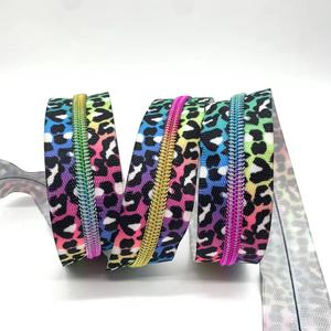 Đầy Màu sắc dây kéo băng #5 và #3 chuỗi dài dây kéo nylon với số lượng lớn cho Handmade Túi - Product Image 1