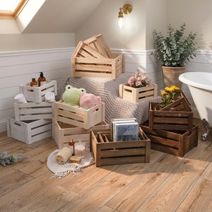Ensemble <span class=keywords><strong>de</strong></span> 3 caisses <span class=keywords><strong>de</strong></span> rangement emboîtables en bois massif à lattes, avec poignée découpée, style rustique et décoratif pour <span class=keywords><strong>salle</strong></span> <span class=keywords><strong>de</strong></span> <span class=keywords><strong>bain</strong></span> - Product Image 2