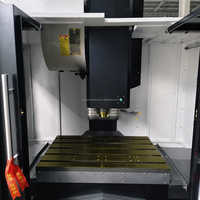 Centre d'usinage vertical CNC robuste VMC850, fraiseuse verticale pour le traitement des moules en acier