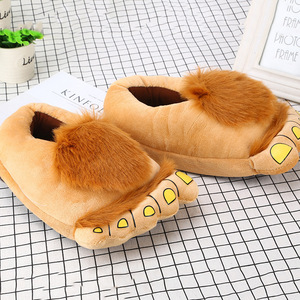 Pantoufles en peluche à la mode, excentriques et rétro pour homme sauvage, pantoufles en coton moelleux chaud d'intérieur de maison de grands pieds de <span class=keywords><strong>Hobbit</strong></span> - Product Image 2