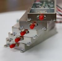 Prix Réduit (Contactez-nous) Nouvel Amplificateur de Puissance RF 50W 720-1020MHz 700-1000MHz 47dBm Module de Signal Sans Fil CE-YNX-PM-07105SD
