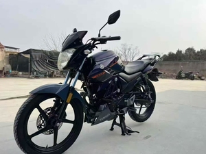 <span class=keywords><strong>Yamaha</strong></span> FZ150 <span class=keywords><strong>150cc</strong></span>, <span class=keywords><strong>Moto</strong></span> Efficiente nei Consumi con Design Moderno ed Elegante, Motore Affidabile e Confortevole - Product Image 5