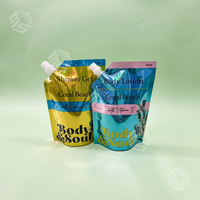 Sachets souples personnalisés avec bec verseur en plastique de qualité alimentaire 50 ml, 100 ml, 250 ml, 500 ml, 1000 ml pour jus et boissons gazeuses