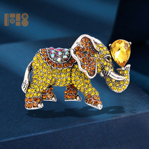 Crystal Lucky <span class=keywords><strong>Elephant</strong></span> Alloy Strass Elefant Tier Corsage Golden <span class=keywords><strong>Elephant</strong></span> Brosche kann als Halskette verwendet werden - Product Image 3