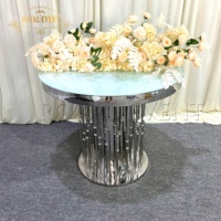 Fournitures de mariage table de présentation de gâteau dorée de luxe support de gâteau en acier inoxydable centre de présentation de fleurs en verre table pour la décoration d'événements