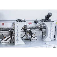 Machine de chantournage industrielle pour usine de panneaux de camping-cars et chantier de construction navale, pour le collage des bords courbes et droits