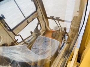 Excavatrice de 25 tonnes Performance stable Machine lourde CAT325B de haute qualité avec moteur à noyau d'occasion de Shanghai - Product Image 6