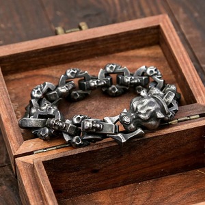ยูนิค รีโทร สกัลสร้อยข้อมือสแตนเลส 23 ซม. เครื่องประดับสำหรับผู้ชายสไตล์มอเตอร์ไซค์สไตล์ดาร์คลายเสือดาวดีไซน์รูปสัตว์ตามราศี - Product Image 1