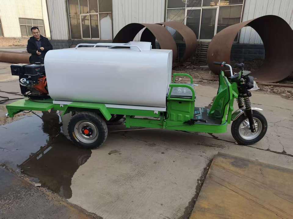 Three Wheel Bitumen Sprayer Machine | Mini Asphalt Distributor for Road ...