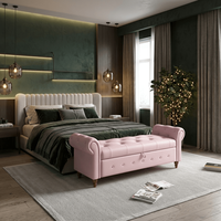 Banc de rangement Chesterfield de luxe capitonné rose avec accoudoirs roulés, ottoman rembourré pour la fin du lit, idéal pour les meubles de villa et d'hôtel