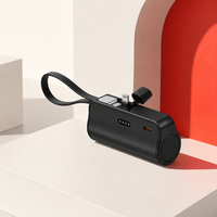 Batería Externa Mini de 5000 mAh con Cables Integrados y Conexión Directa, Cargador Portátil para Teléfono, Diseño Compacto Tipo Cápsula