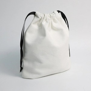 Sacchetto Regalo in Cotone Rosa con Logo Personalizzato, Piccola Borsa con Cordoncino per Gioielli - Product Image 2