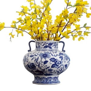 Jarrón de Decoración Moderna Europea para el Hogar, Cerámica de Jingdezhen Personalizada, Jarrón de Porcelana Azul y Blanca con Patrón Redondo y Gran Capacidad - Product Image 1