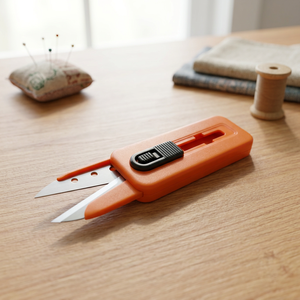 Coupe-fil DK-871 4 pouces |   Ciseaux à broder avec manche en plastique orange, lame en acier inoxydable, ciseaux de tailleur - Product Image 2