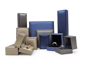 גבוה תכשיטים פו עור טבעת עגיל צמיד עגיל יוקרה מותאם אישית - Product Image 2