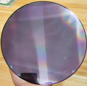 ชิปไอซีเซมิคอนดักเตอร์ AI CMOS CPU GPU ขนาด 8 นิ้ว 12 นิ้ว ที่มีปัญหา ไม่ได้มาตรฐาน ไม่ผ่านการตรวจสอบ  ซิลิคอนเวเฟอร์แบบโมโนคริสตัลไลน์ ผลิตด้วยวิธีโฟโตอีตชิ่ง - Product Image 5