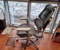 Chaise de bureau ergonomique à dossier haut en maille pivotante avec roulettes et support lombaire pour le bureau à domicile