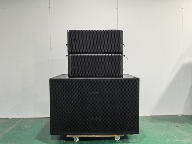 OEM HDL 30-A ACTIVE TWO-WAY LINE ARRAY MODULE