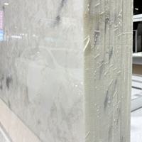 Grande dalle de marbre blanc de Namibie naturel poli pour plan de travail de cuisine, meuble-lavabo de salle de bain, revêtement mural, carrelage de sol