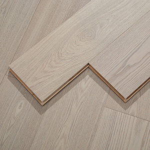 Parquet massif AVANTIMORA en frêne brossé multicouche, qualité AB, écologique, système clic, largeur 15 mm, idéal pour salle à manger - Product Image 1