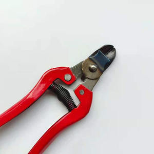 Cisailles à fruits Tokunosuke 20-30 mm, sécateur à pointe en acier au carbone rouge pour l'élagage des arbres fruitiers - Product Image 2