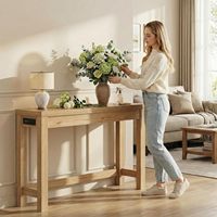 Console étroite moderne en bois massif avec station de charge, design fin pour salon et entrée, ports USB et prises