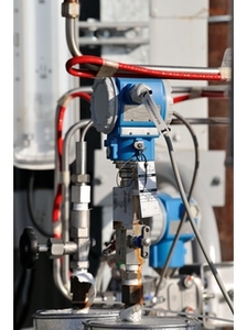 Medidor Absoluto Endress Hauser Cerabar PMP51/PMP71 con Precisión del 0.05% IP67/IP68 para Gases - Product Image 3
