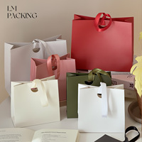 Sac d'emballage pour bijoux de style nouveau, sac en papier à poignée ruban, couleur unie, sac cadeau pour cosmétiques et rouges à lèvres, logo imprimable