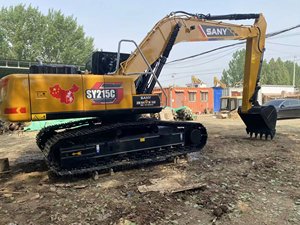 Excavatrice sur chenilles d'occasion Sany SY215C de 22 tonnes à prix bas et livraison rapide avec moteur Mitsubishi, pompe hydraulique Kawasaki et moteur à vibrations - Product Image 6