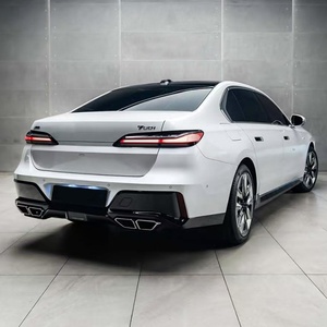 Kit de carrosserie G70 2023 pour BMW Série 7 G12 (2016-2022) : Amélioration avec pare-chocs avant, phares, capot, pare-chocs arrière et feux arrière - Product Image 6