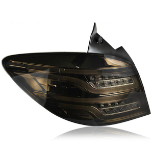 2009-2014 Anno Per Chevrolet Cruze Hatchback HA CONDOTTO LA Luce Posteriore Fanali Posteriori di <span class=keywords><strong>Parcheggio</strong></span> Segnale Da Corsa Inversione di Fumo Nero/Rosso /Chrome - Product Image 1