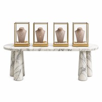 Table d'exposition de bijoux ovale GZowin avec éclairage LED |   Colonnes décoratives supportant des vitrines en verre |   Luxe, haute qualité, durable