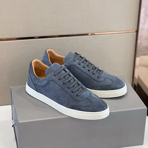 Zapatillas de Diseño de Lujo 2026, Otoño, Tendencia Británica Europea, Deportivas Casuales, Cuero Genuino Perforado, Transpirables, con Cordones Planos - Product Image 1