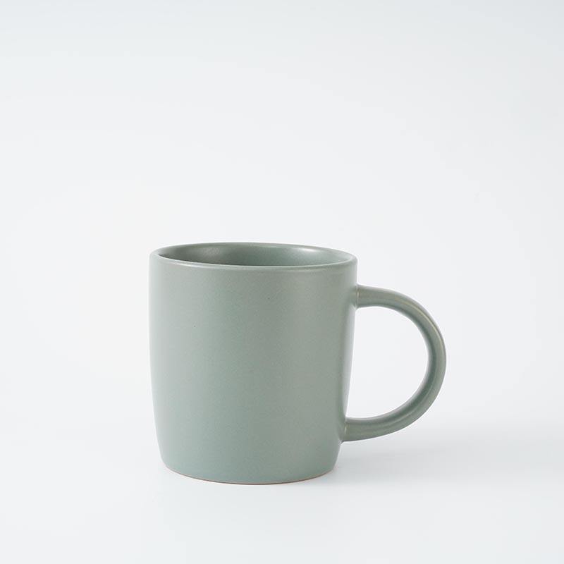 สีเขียวอ่อน