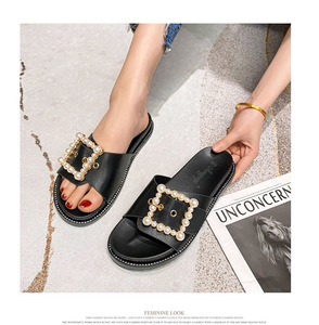 Sandalias planas con hebilla cuadrada de diamantes de imitación de perlas de hadas de la moda, sandalias de temperamento "una palabra", zapatillas casuales grandes - Product Image 6