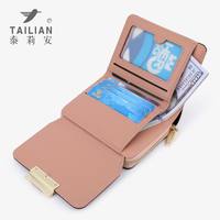 Dompet Wanita Premium Vintage Model Clutch Pendek Lipat Bahan PU Asli dengan Kancing Pengunci, Portabel, Hiasan Huruf, Cocok untuk Perjalanan, Bahan Polyester