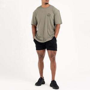 T-Shirt da ginnastica con Logo morbido e bianco personalizzato abbigliamento da ginnastica uomo Casual traspirante di base T-Shirt 50/50 cotone poliestere - Product Image 6