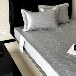 Hongchang Ice <b>Silk</b> Mat Three-Piece Set 1.5m 1.8m Bed Summer Cooling Fitted <b>Sheet</b> Breathable Jacquard Adult - Product Image 1