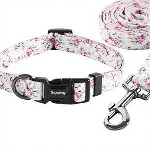 ชุดปลอกคอและสายจูงสุนัข Ihoming สำหรับเดินเล่นกลางแจ้ง วิ่ง ฝึกสุนัข ลายดอกไม้สีฟ้า โพลีเอสเตอร์ สแตนเลส ขนาดเล็กพิเศษ - Product Image 1